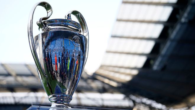 曼联表现低 曼联表现低